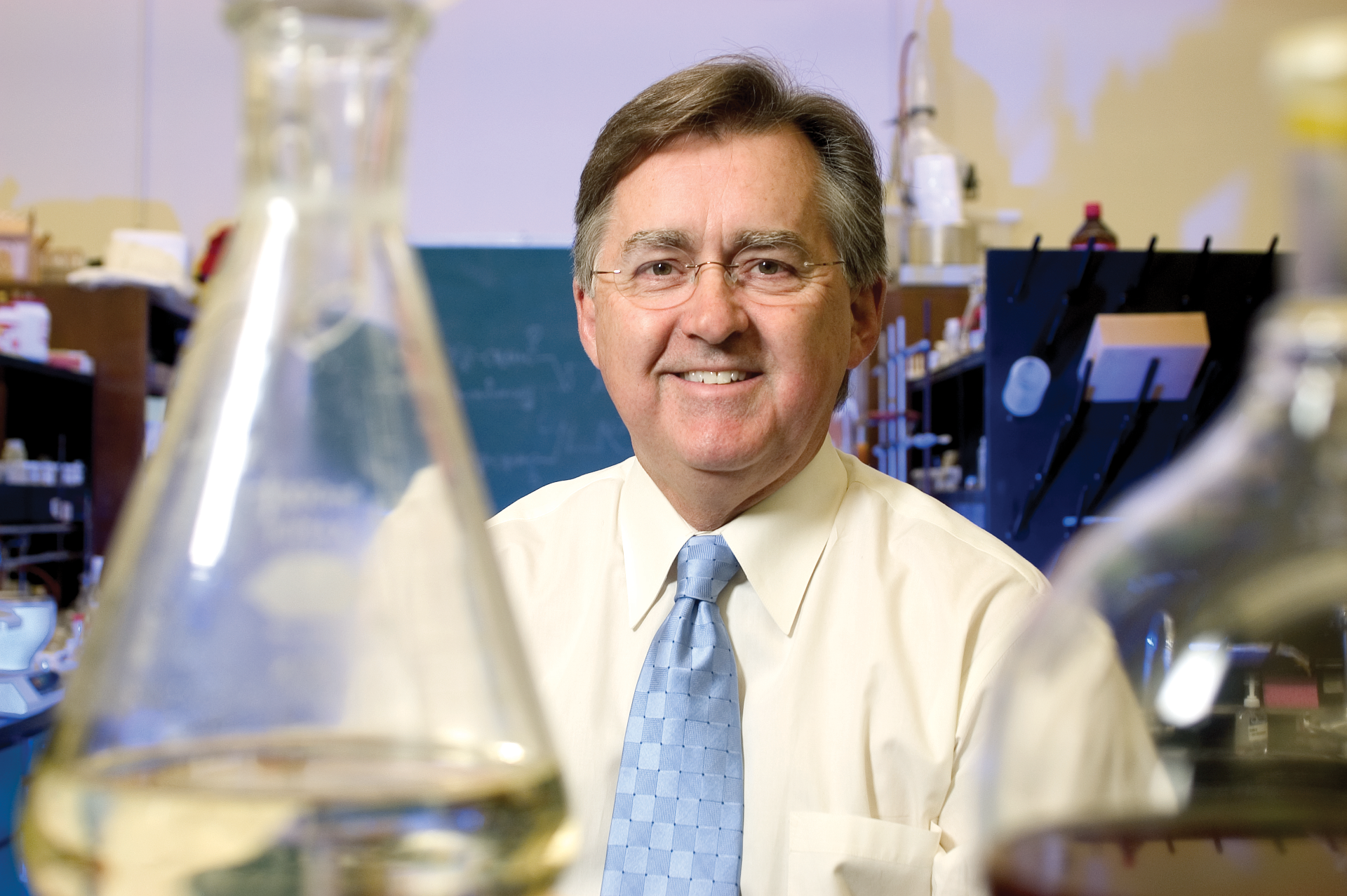 Dr. Sherry in his UT Dallas lab in 2005.